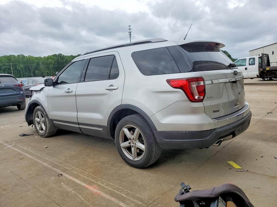 2018 FORD EXPLORER XLT 2