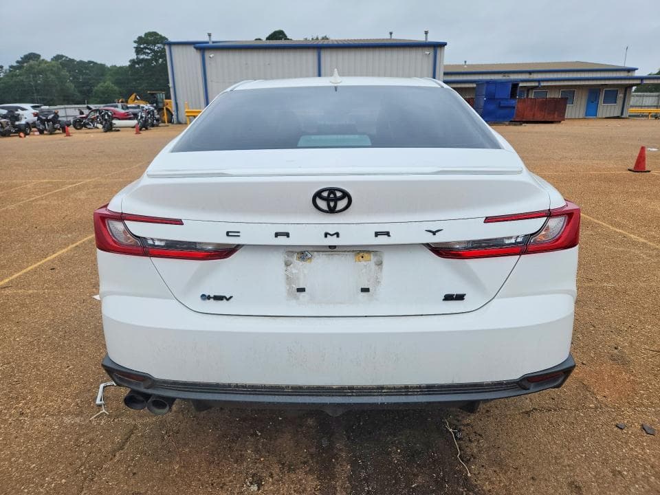 2025 TOYOTA CAMRY SE 6