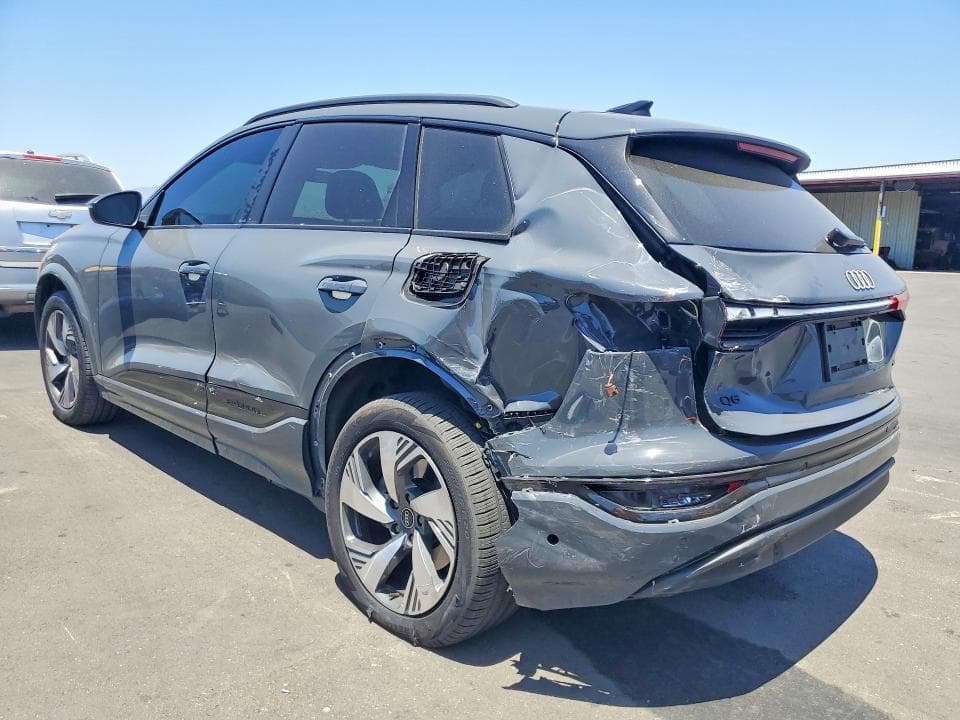2025 AUDI Q6 E-TRON PREMIUM PLUS 2