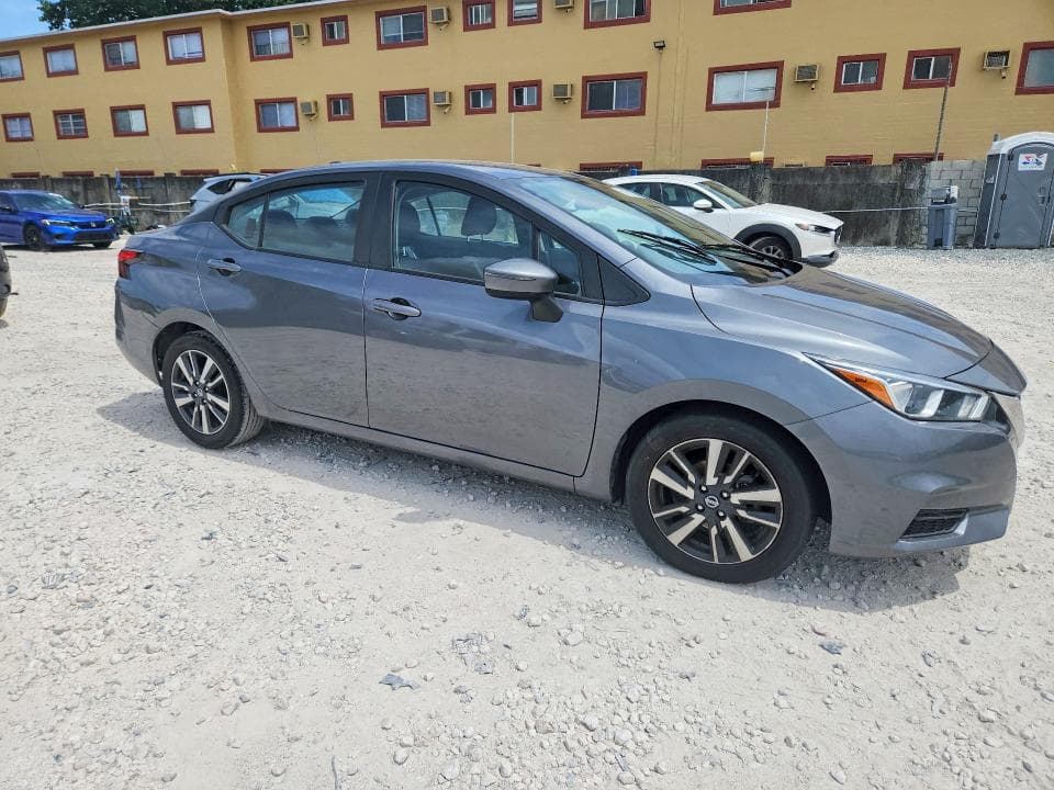 2021 NISSAN VERSA SV 4