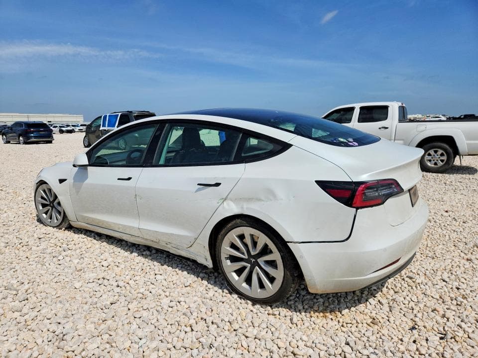 2022 TESLA MODEL 3 2