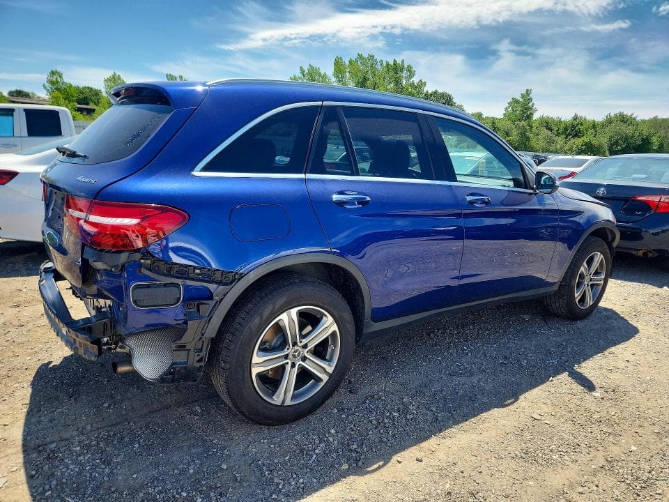 2019 MERCEDES-BENZ GLC 300 4MATIC 3