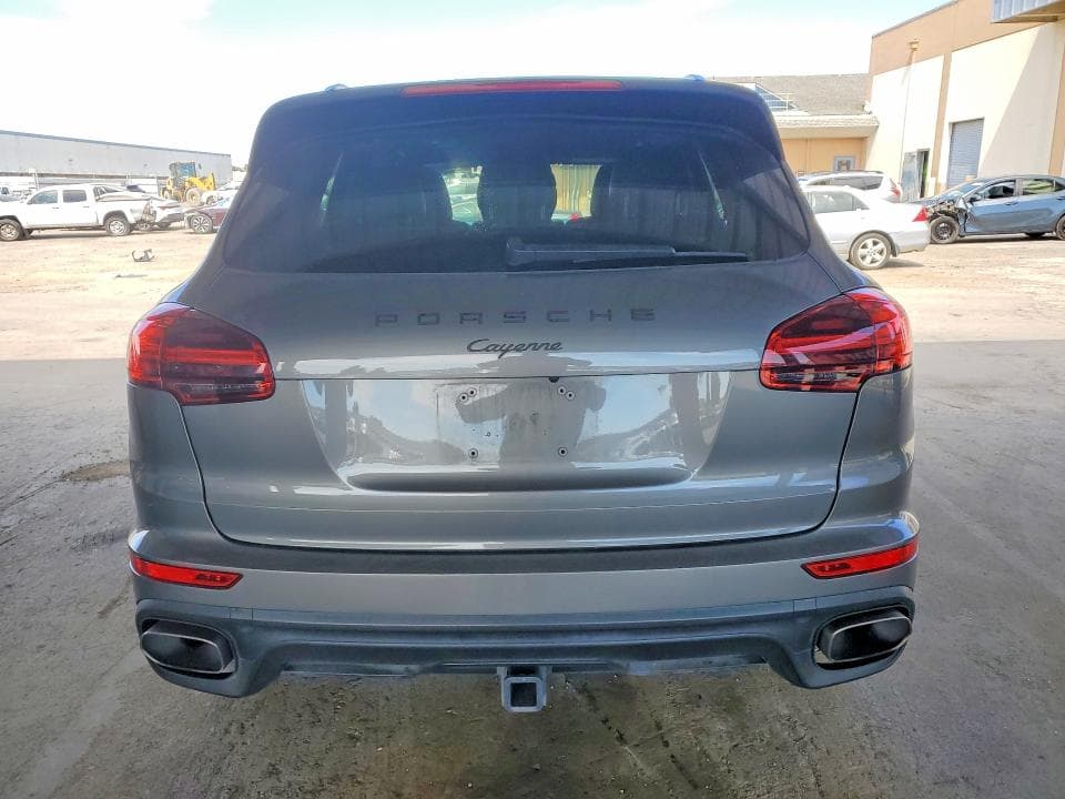 2018 PORSCHE CAYENNE 6