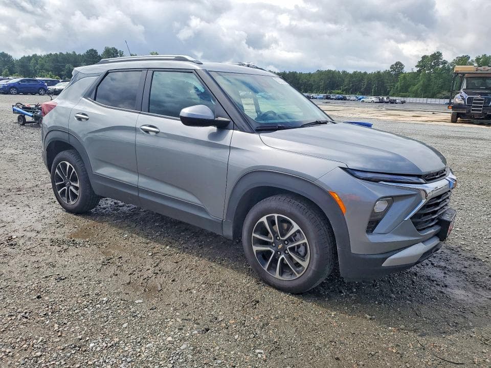 2025 CHEVROLET TRAILBLAZER LT 4