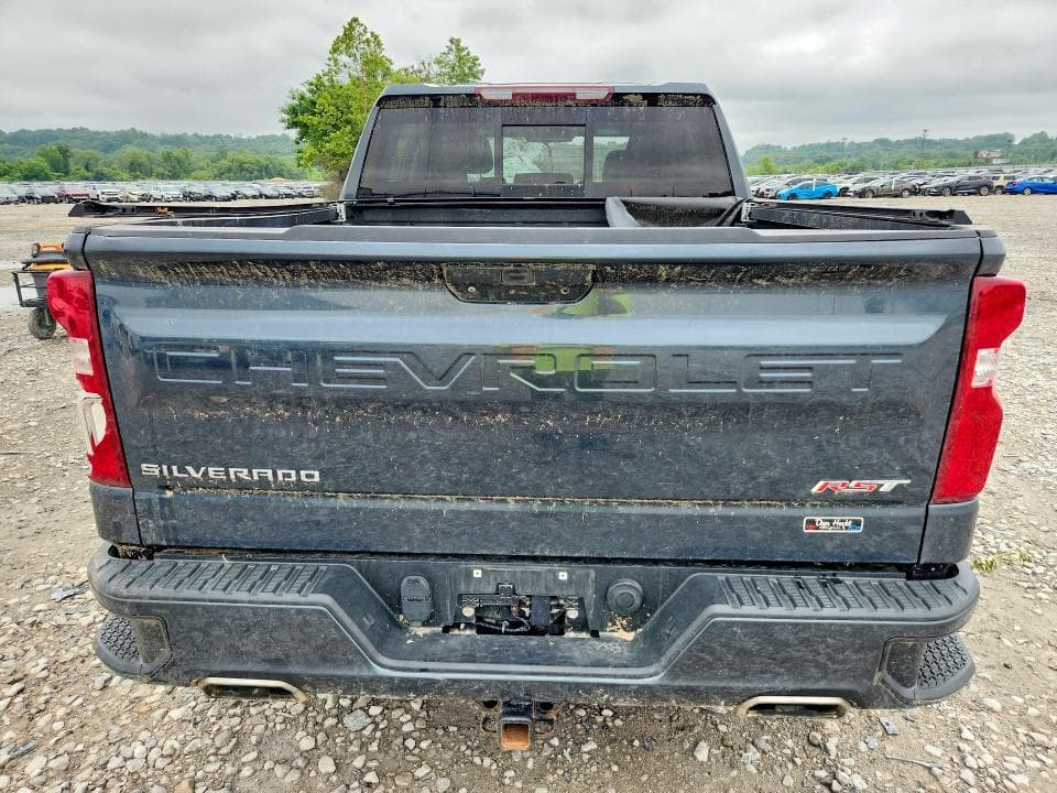 2019 CHEVROLET SILVERADO K1500 RST 6
