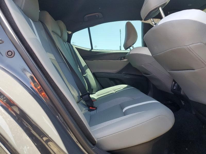 2025 TOYOTA CAMRY SE 10