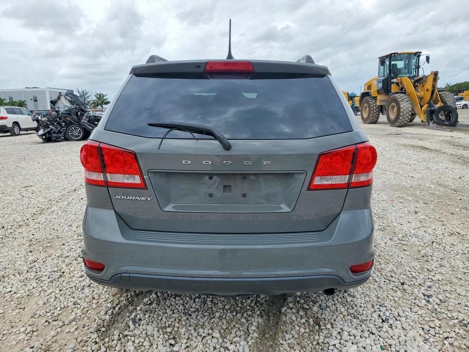 2019 DODGE JOURNEY SE 6
