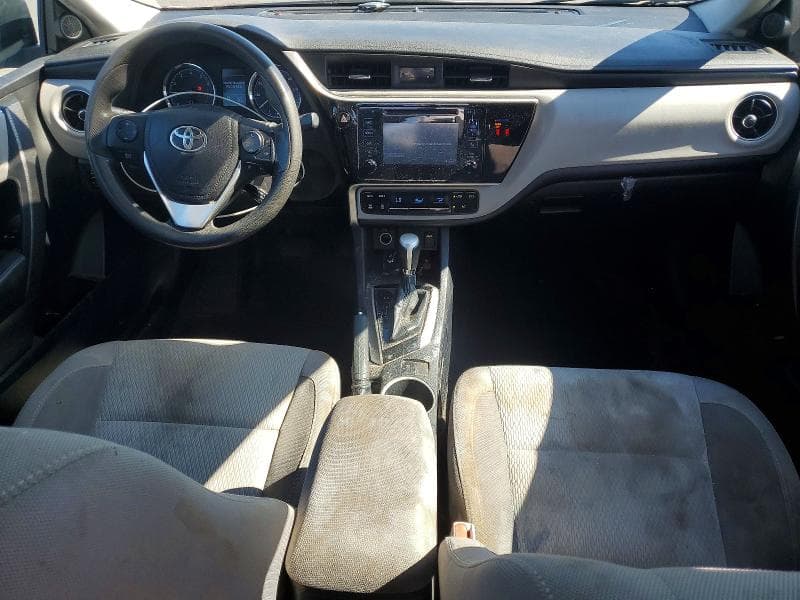 2019 TOYOTA COROLLA LE 8