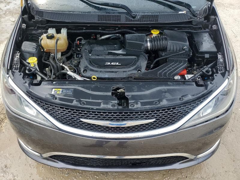 2018 CHRYSLER PACIFICA TOURING L PLUS 12