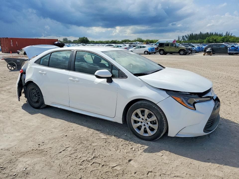2024 TOYOTA COROLLA LE 4