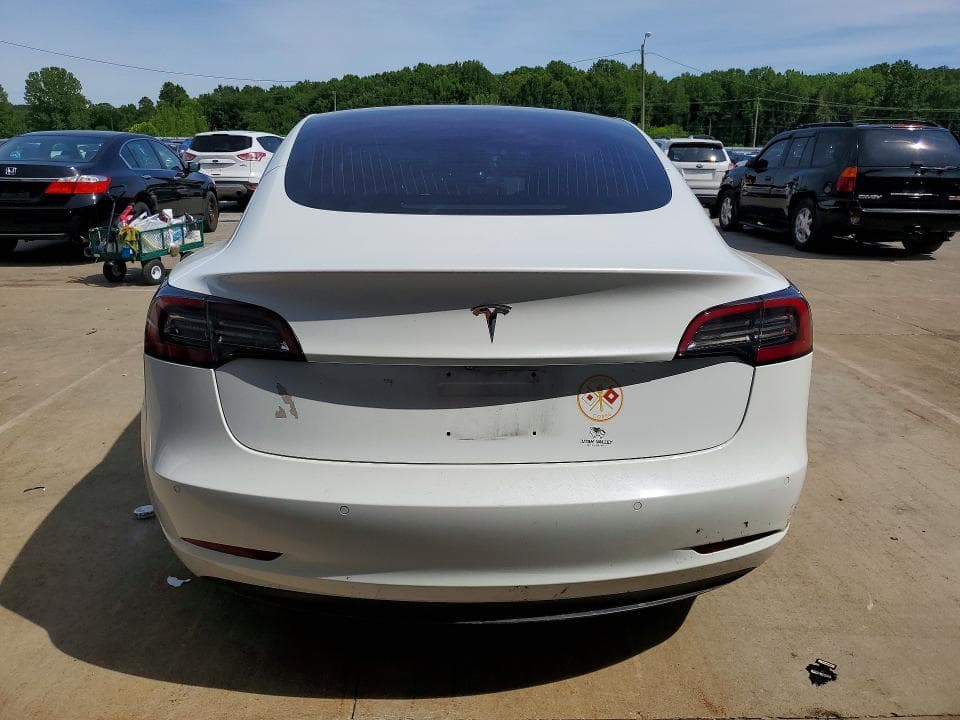 2018 TESLA MODEL 3 6
