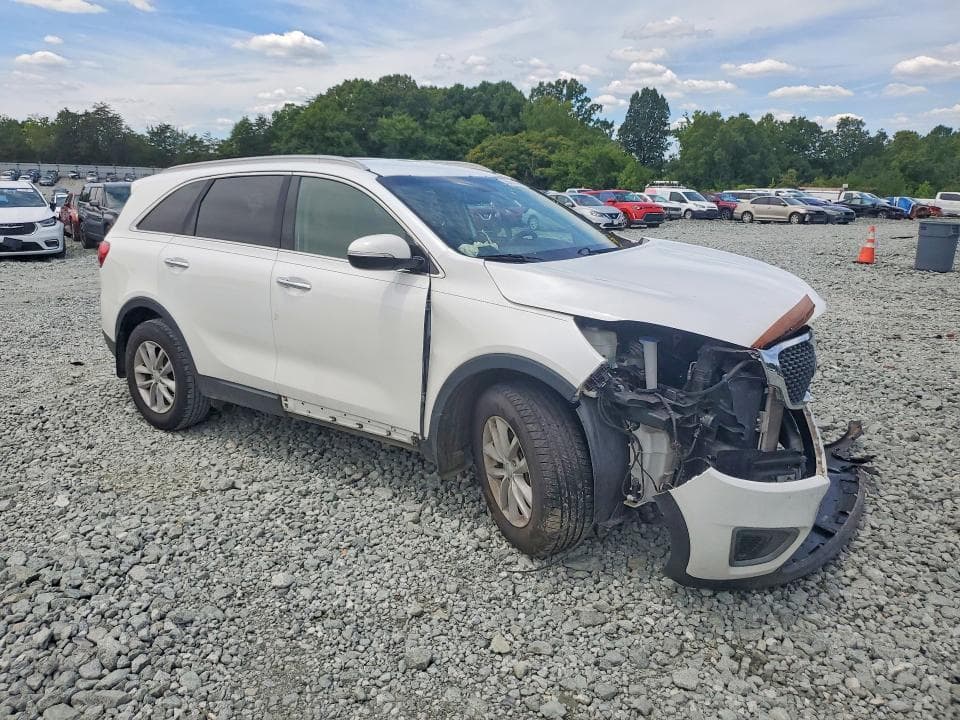 2018 KIA SORENTO LX 4