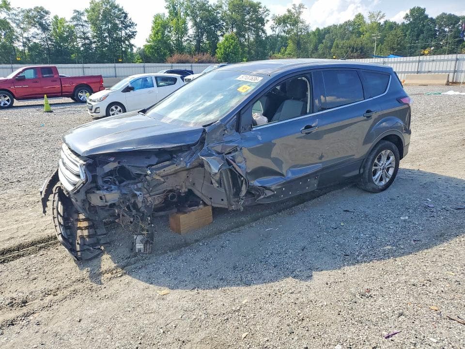 2017 FORD ESCAPE SE - 1