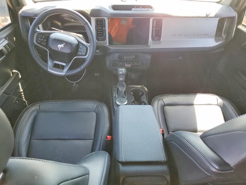 2025 FORD BRONCO OUTER BANKS 8