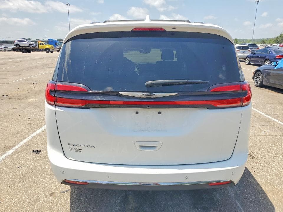 2022 CHRYSLER PACIFICA TOURING 6
