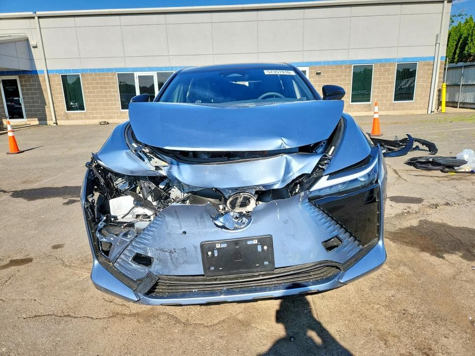 2026 LEXUS RZ 450E PREMIUM 5