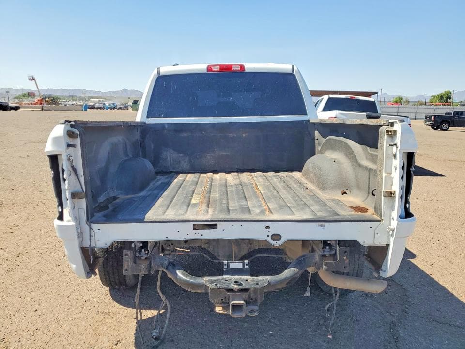 2022 RAM 1500 CLASSIC SLT 6