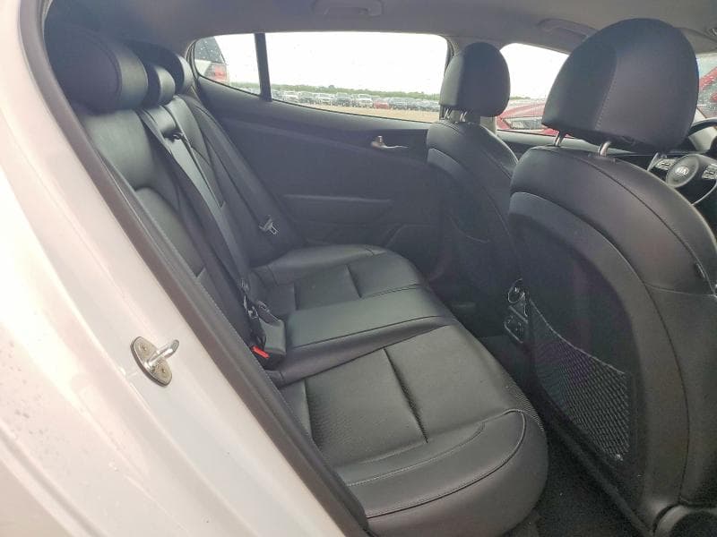 2019 KIA STINGER BASE 10