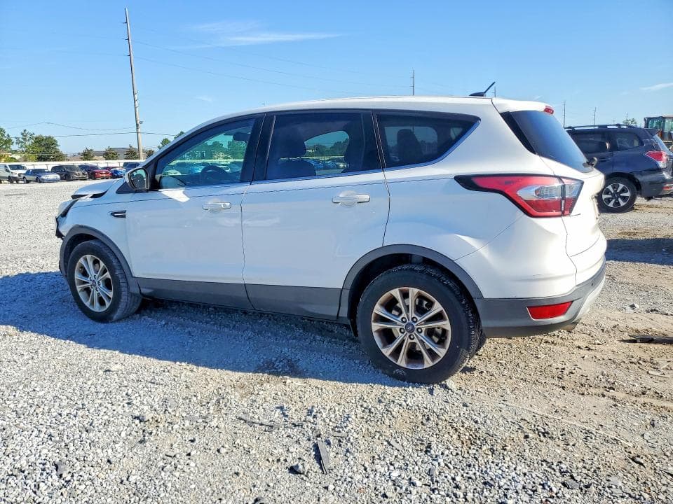 2017 FORD ESCAPE SE 2