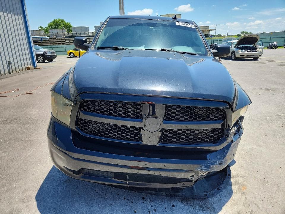 2020 RAM 1500 CLASSIC WARLOCK 5