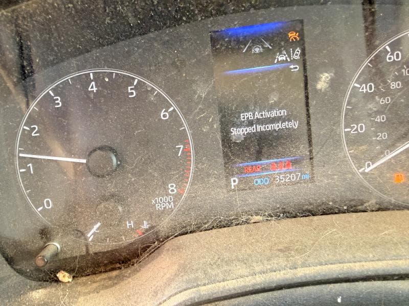 2024 TOYOTA COROLLA CROSS L 9