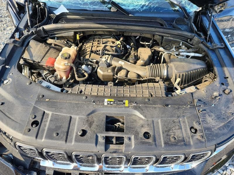 2023 JEEP GRAND CHEROKEE LAREDO 11