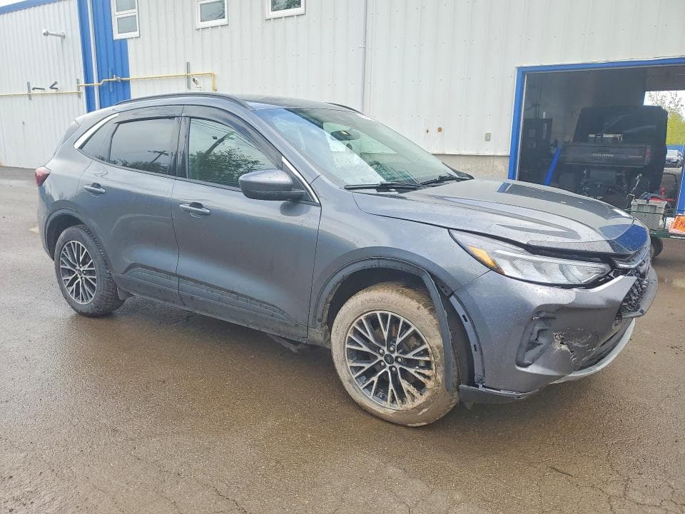 2024 FORD ESCAPE 4