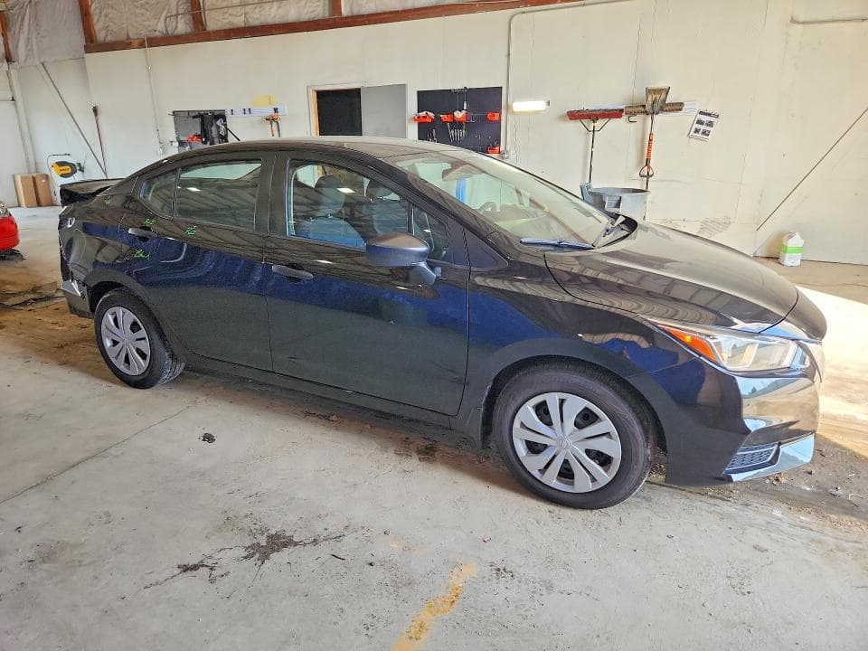 2021 NISSAN VERSA S 4