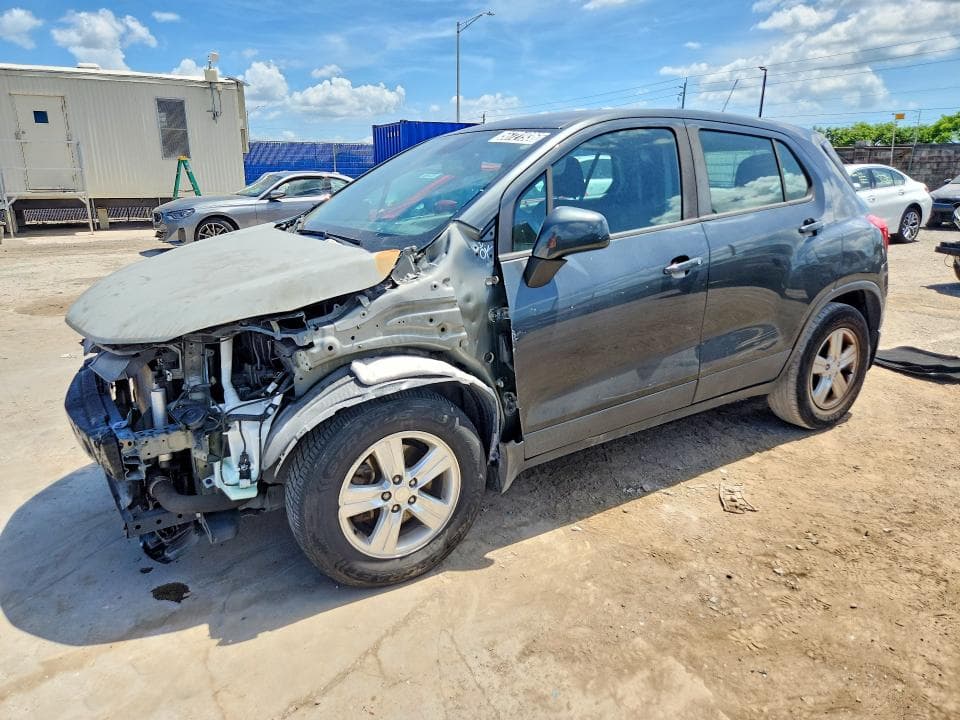 2019 CHEVROLET TRAX LS - 1