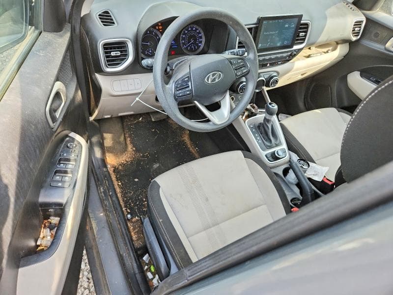 2020 HYUNDAI VENUE SEL 8