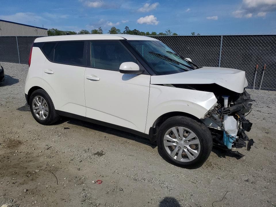 2022 KIA SOUL LX 4