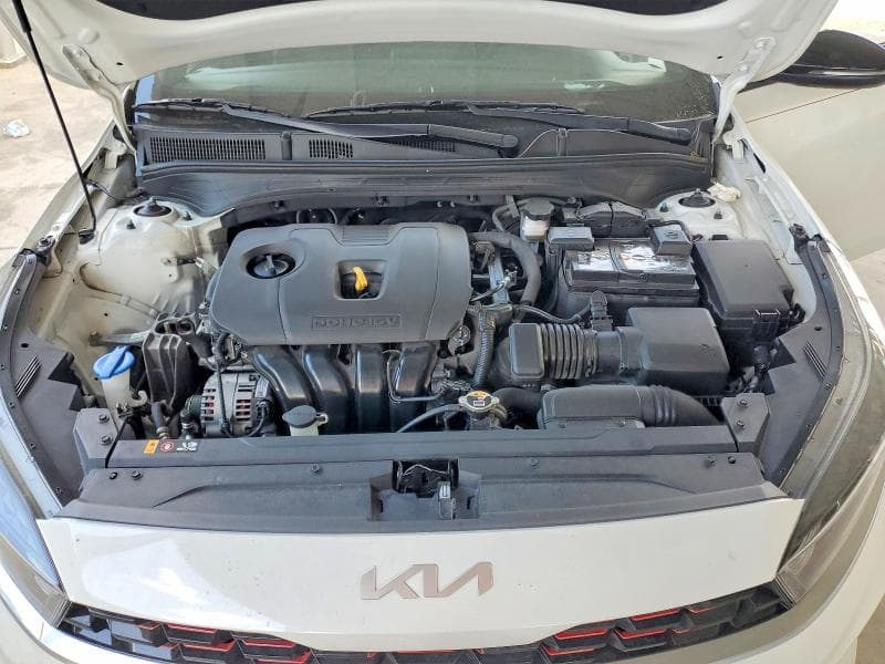 2024 KIA FORTE GT LINE 11