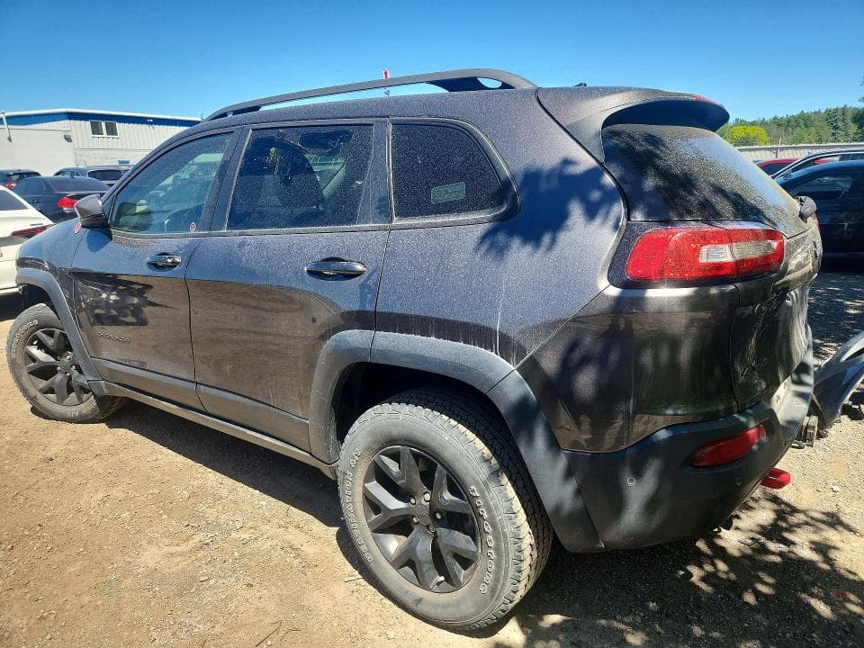 2018 JEEP CHEROKEE TRAILHAWK 2