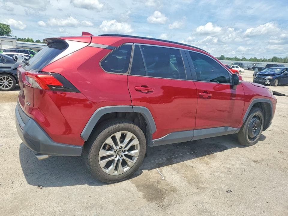 2021 TOYOTA RAV4 XLE PREMIUM 3
