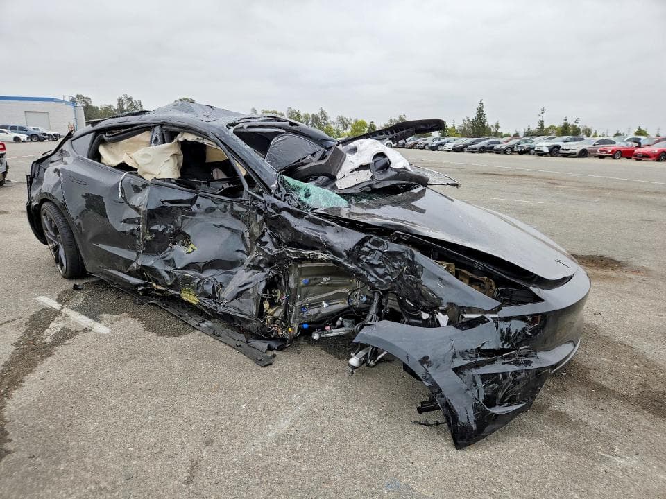2026 TESLA MODEL 3 4