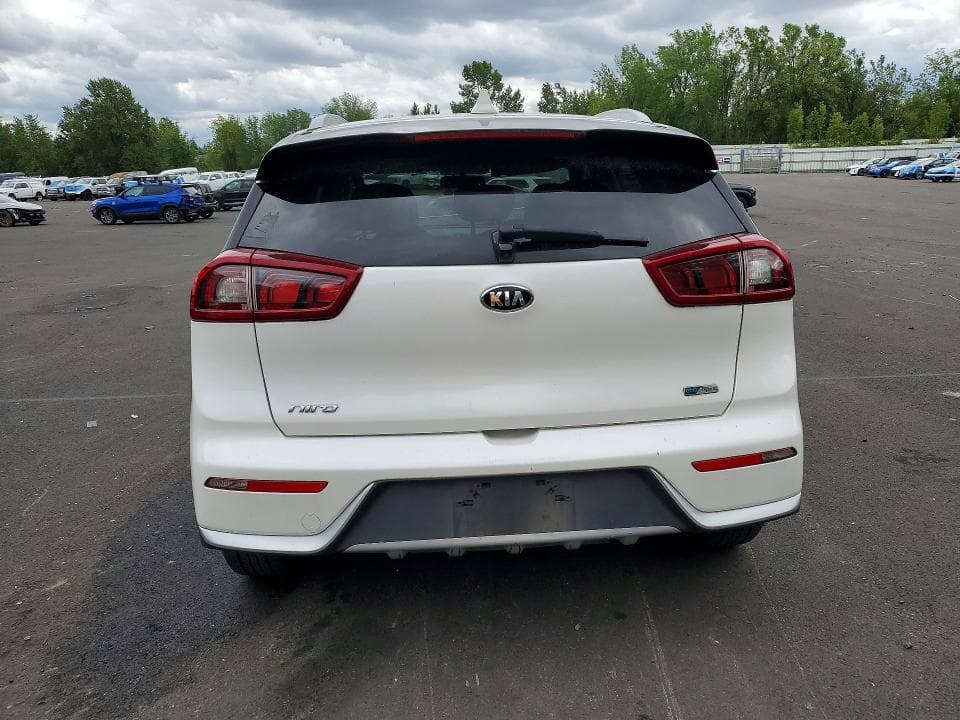 2019 KIA NIRO LX 6