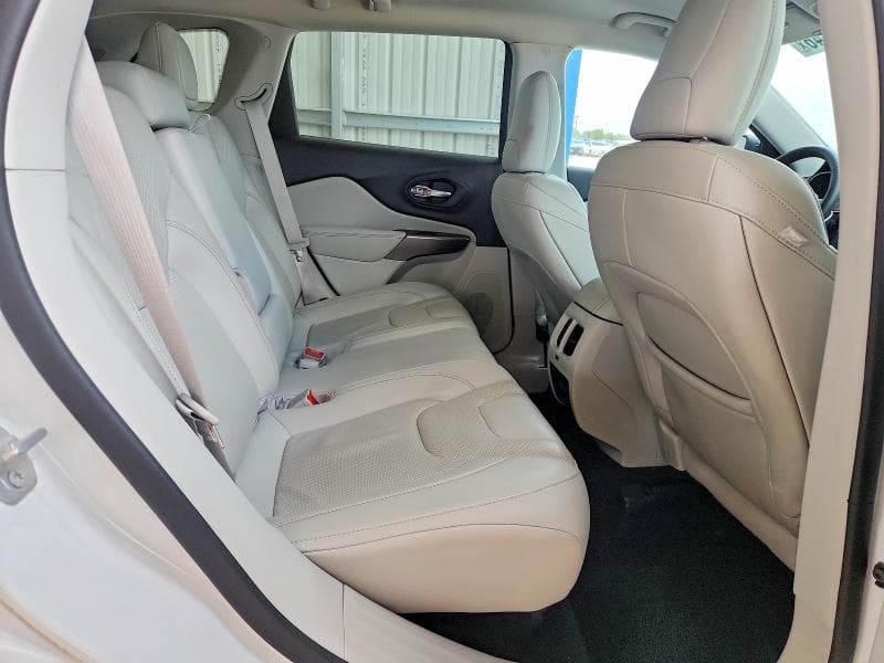 2022 JEEP CHEROKEE LATITUDE LUX 11