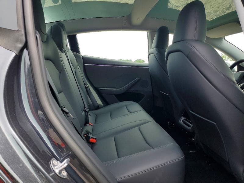 2025 TESLA MODEL 3 11