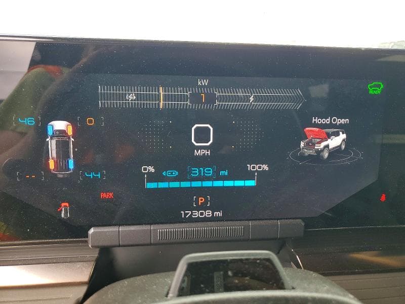 2025 GMC HUMMER SUV 2X 9