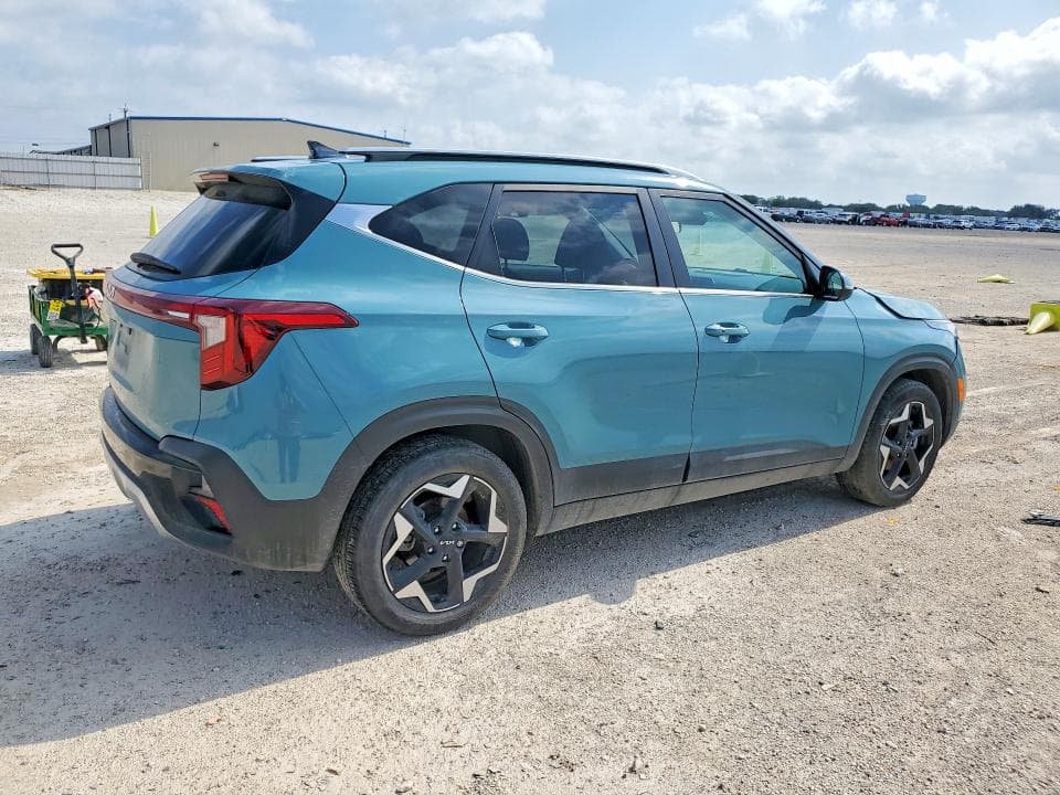 2024 KIA SELTOS EX 3