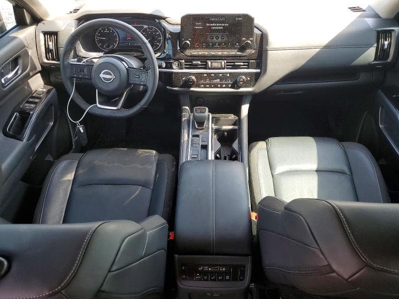 2024 NISSAN PATHFINDER SL 8