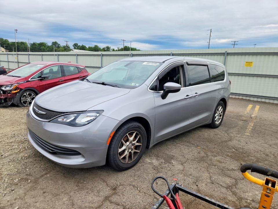 2017 CHRYSLER PACIFICA TOURING - 1