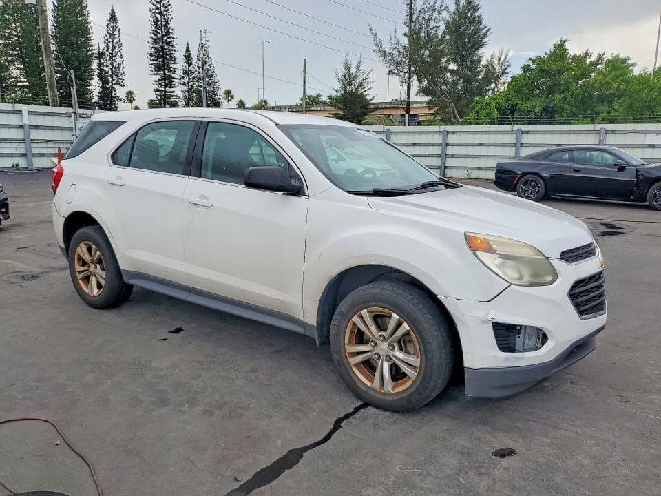 2017 CHEVROLET EQUINOX LS 4