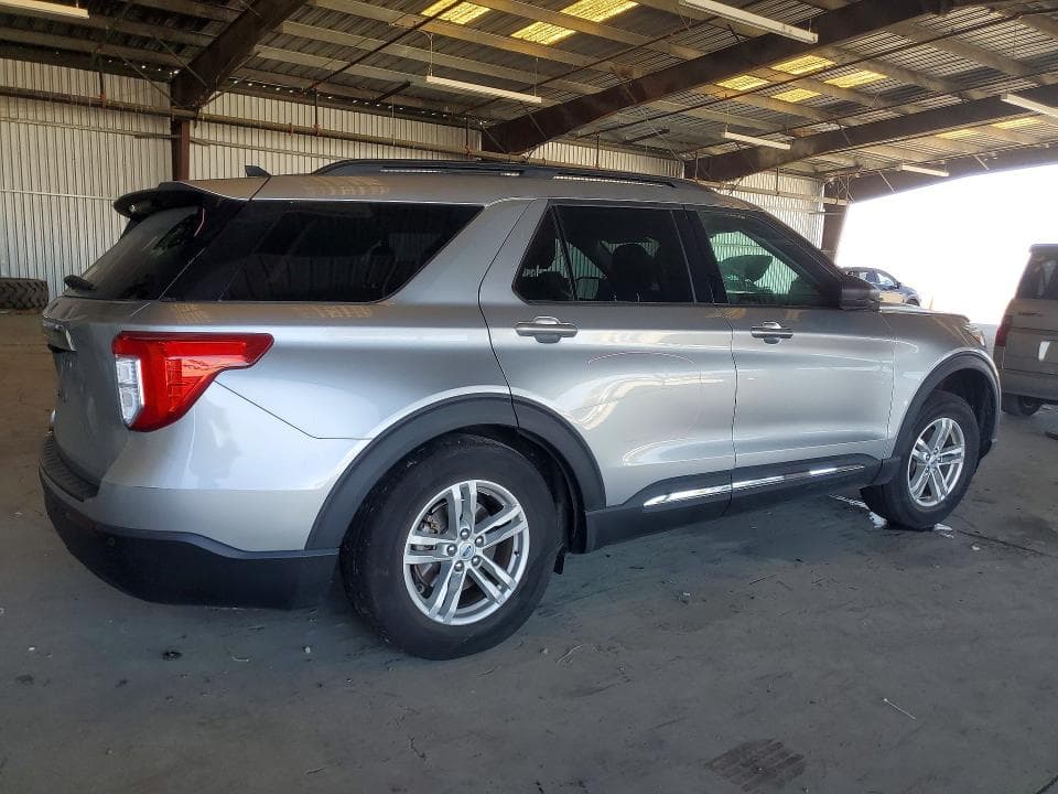 2023 FORD EXPLORER XLT 3