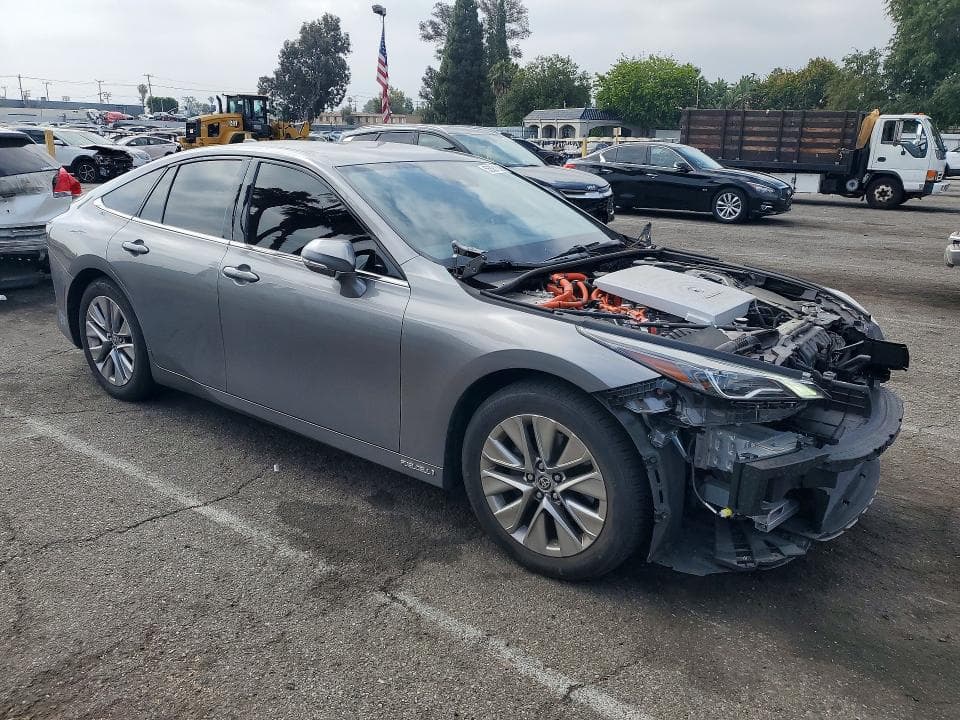 2021 TOYOTA MIRAI XLE 4