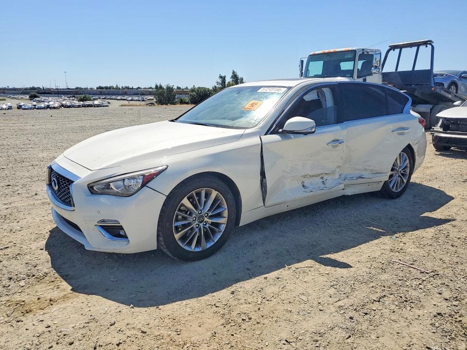 2021 INFINITI Q50 LUXE - 1