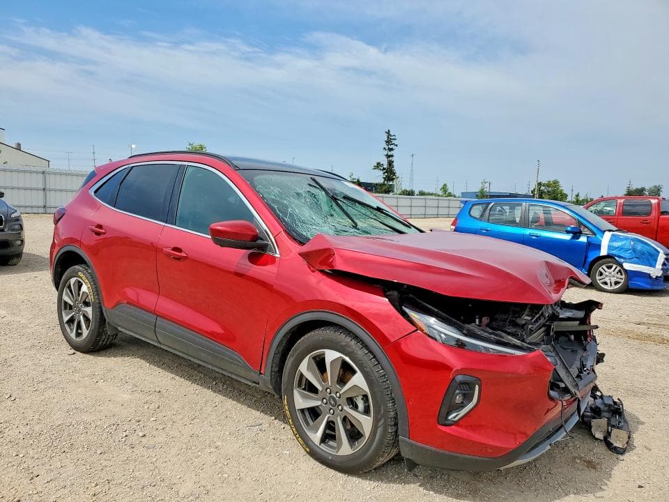2023 FORD ESCAPE PLATINUM 4