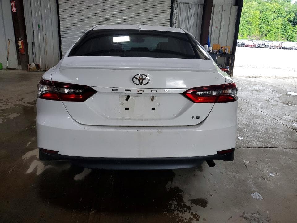 2022 TOYOTA CAMRY LE 6
