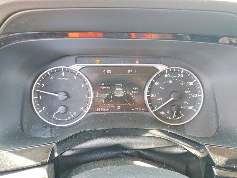 2024 NISSAN PATHFINDER SL 9