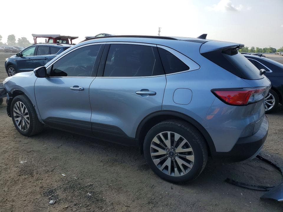 2022 FORD ESCAPE TITANIUM 2